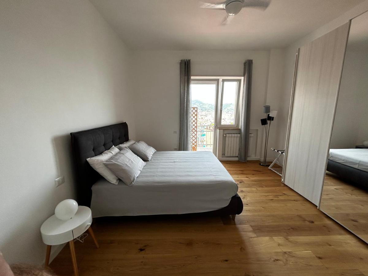Appartamento A Casa Di Roberta Salerno Esterno foto