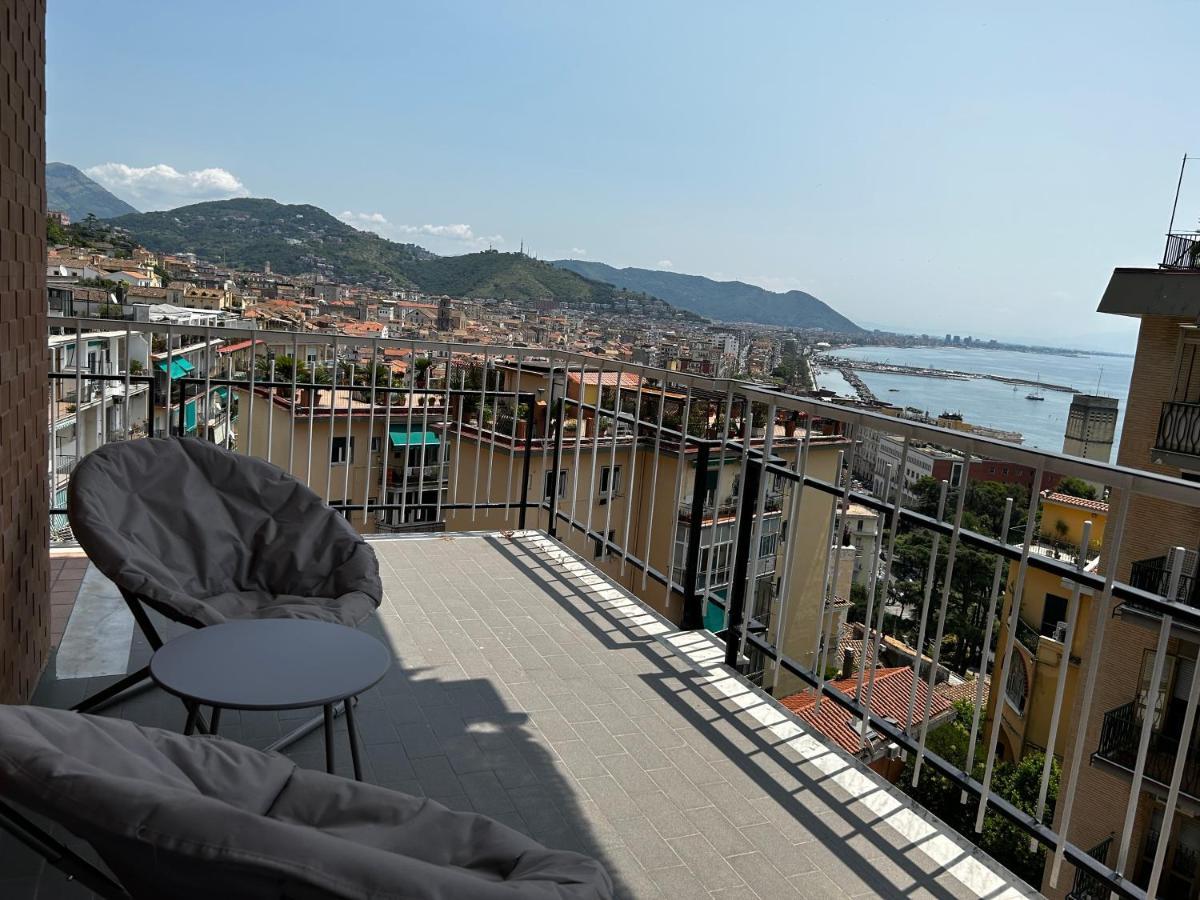 Appartamento A Casa Di Roberta Salerno Esterno foto