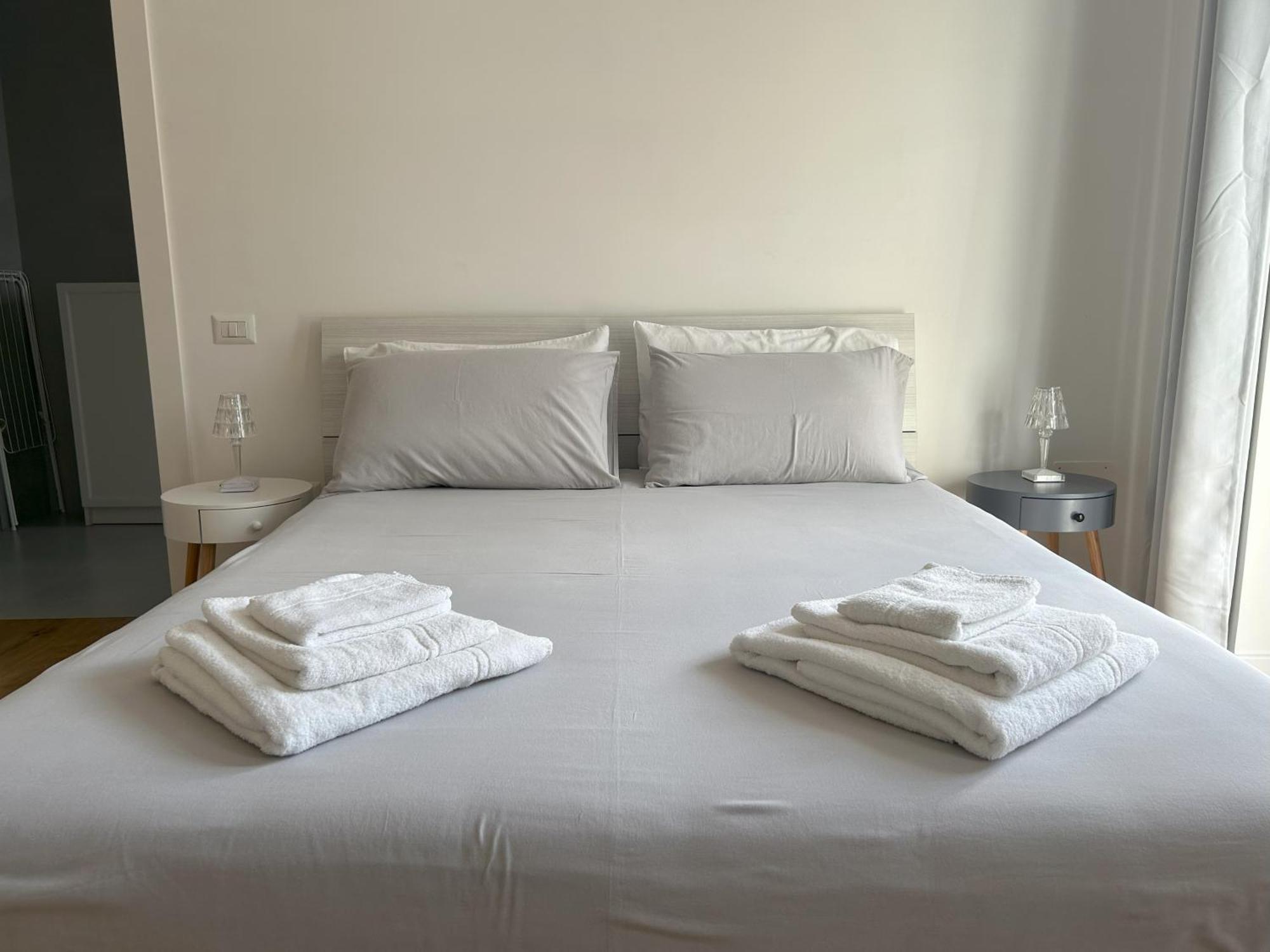 Appartamento A Casa Di Roberta Salerno Esterno foto